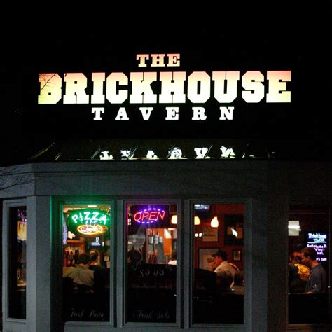 Brickhouse Tavern - Restaurant - Newport News - Newport News
