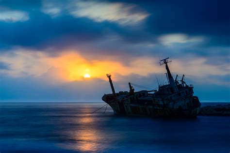 Dark Sky Sea Ship Shipwreck Sunset Landscape 2048x1367