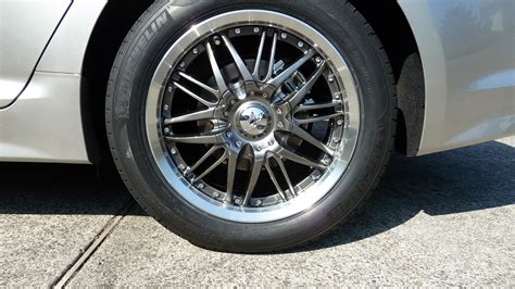 Kia Optima Custom Wheels Platinum 200 7707hb 17x75 Et 40 Tire Size
