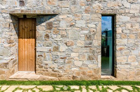 33 Modern Stone And Wood House Ideas 333 Images Artfacade