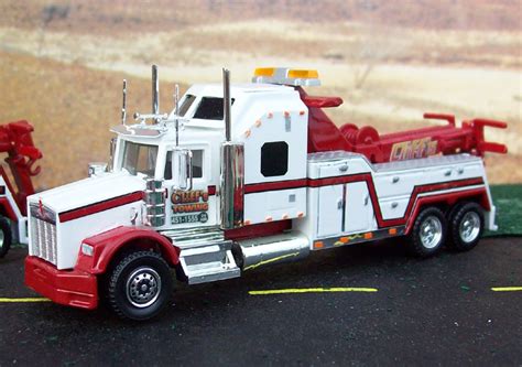 Cliffs Towing Kenworth T800 Tow Truck