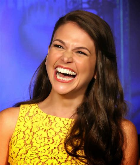 Sutton Foster Stars In Tv Lands Younger