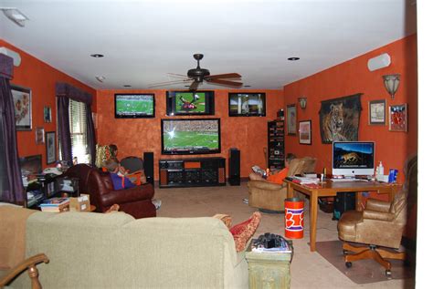 The Ultimate Man Cave 4 Tvs On One Wall For Watching Every Game On