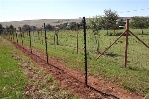 Welcome to electric fence light company thank you for visiting our site. Electric fence installation in Kenya - Biashara Kenya