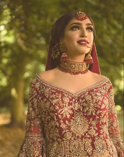 Pin By Soha Gohar On Weddings Pakistani Bridal Hairstyles Pakistani