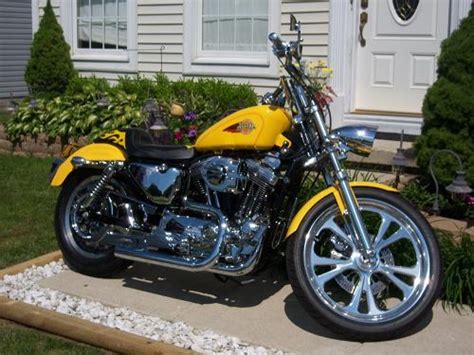 Also, it comes with features such as front and rear. 1995 Harley-Davidson® XL883H Sportster® 883 Hugger ...