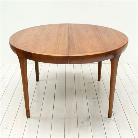 Classic extending dining table from solid wood. Danish Teak Extending Dining Table by Jörgen Linde for ...