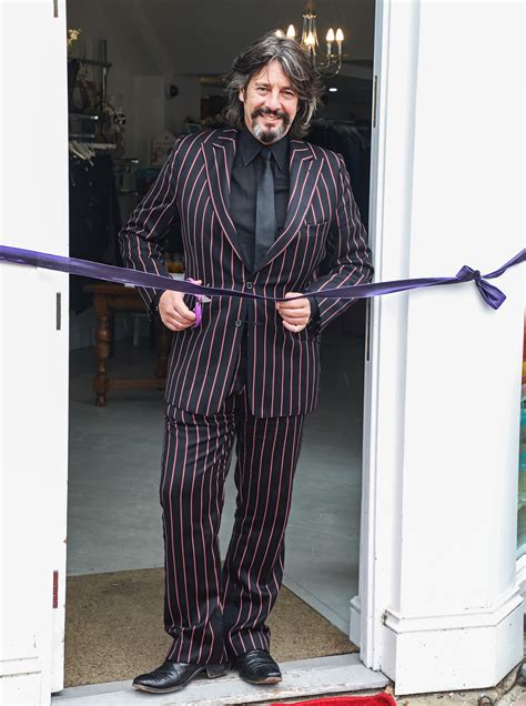He's the king of colour and master of opulence. Laurence Llewelyn-Bowen brings his trademark style to ...