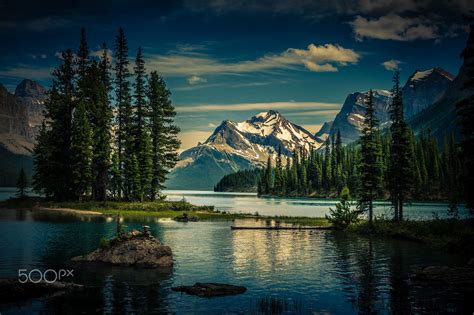 Spirit Island Maligne Lake Canada Mountains Photos Cantik