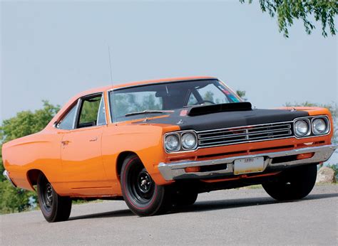 1969 Plymouth Road Runner 440 Wallpapers