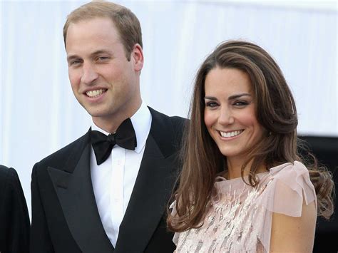 Kate Middleton And Prince William Iconic Photos Business Insider
