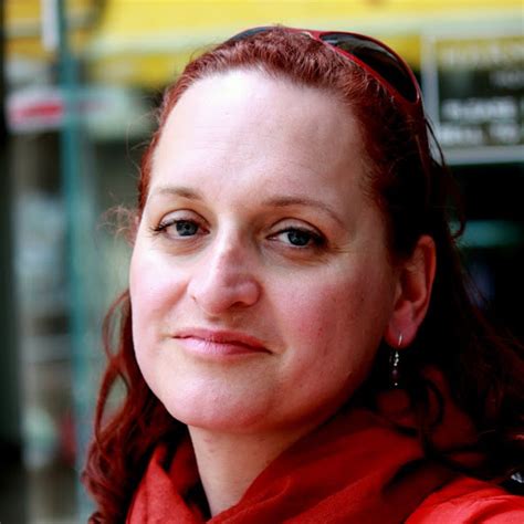 Lynette nusbacher is an american historian, author, and military expert. Lynette Nusbacher : Inside The Life Of The American ...