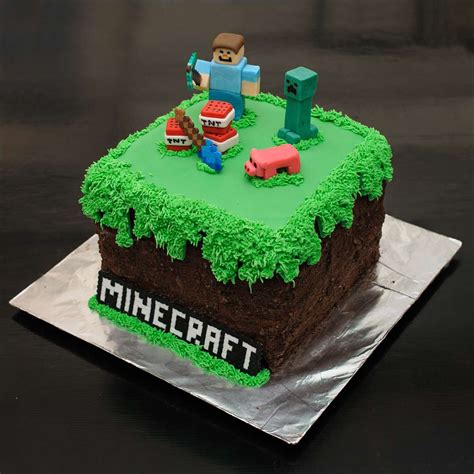 Awesome Minecraft Birthday Cakes