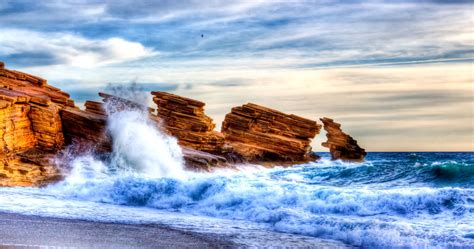 Water Waves And Stones 4k Ultra Hd Wallpaper High Quality Walls