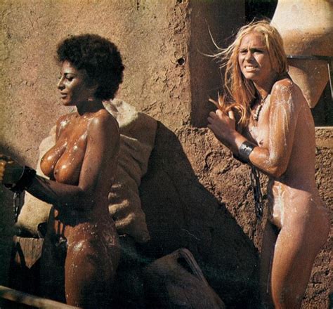 Pam Grier Nuda ~30 Anni In La Rivolta Delle Gladiatrici