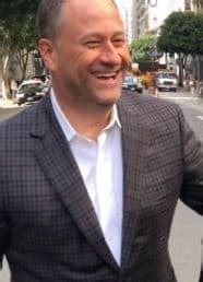Douglas emhoff was born on october 13, 1964, in new york to a jewish family. Douglas Emhoff 5 Facts About Kamala Harris Husband ...
