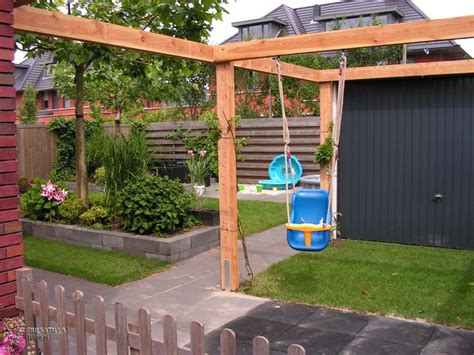 Eine wunderschöne pergola und einer bank für 2 personen. Timmerwerk - Pulsatilla Tuinen | Tuin, Tuin pergola, Tuin ...