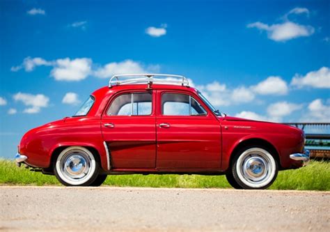 Part or all of this entry has been imported from the 1913 edition of webster's dictionary, which is now free of copyright and hence in the public domain. Renault Dauphine (1962) - Studio 434