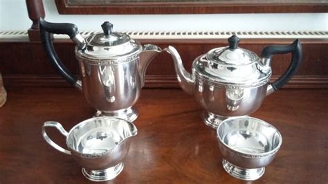 Alpha Plate Viners Of Sheffield Tea And Coffee Pots Set 4 Pieces Silver
