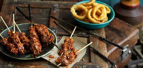 Buy your fufu and get cooking: Suya (nigerianische scharfe Rindfleischspießchen ...