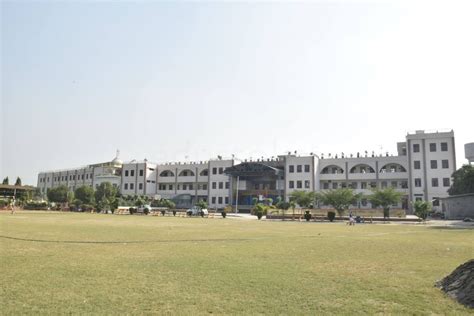 Sri Guru Harkrishan Public School Khanna Nagar Amritsar Fees