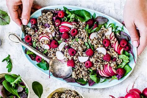 Record and instantly share video messages from your browser. Quinoa-Himbeer-Salat Rezept - FIT FOR FUN