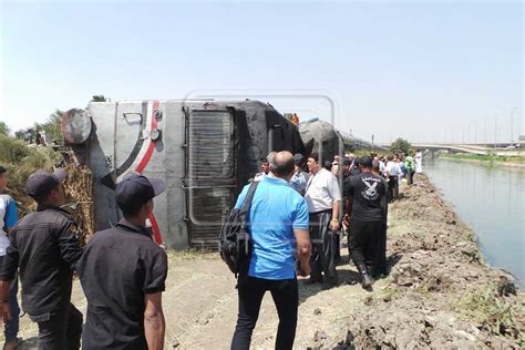 من مصابي حادث قطار اليوم برمسيس القاهرة up + share. وزير النقل يزور مصابي حادث قطار العياط بالمستشفى | المصري ...
