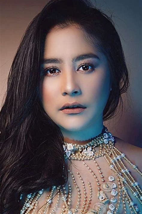 Prilly latuconsina is an indonesian actress, host, and singer. Prilly Latuconsina - Cinemags