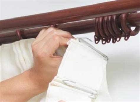 Rüyada Perde Asmak Görmek Ne Anlama Gelir ve Neyi İfade Eder?