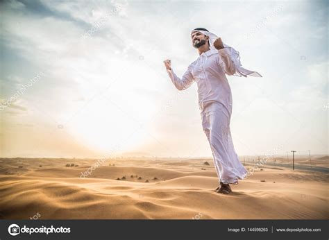 Arabian Man In Desert — Stock Photo © Oneinchpunch 144598263