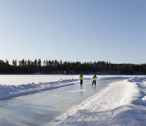 Tour Skating On Lake Saimaa Visit Savonlinna