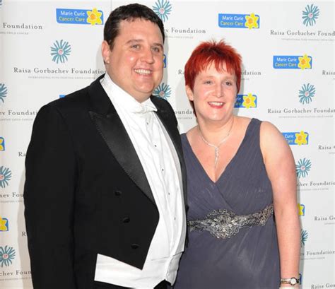 The couple met in 1998 while at a nightclub in bolton. Peter Kay - Bio, Net Worth, Facts, Wiki, Wife, Children ...