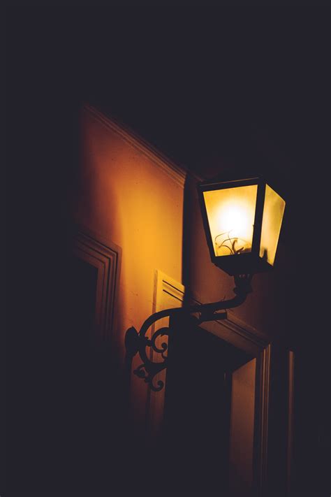 Banco De Imagens Luz Rua Noite Sombra Chama Trevas Luminária