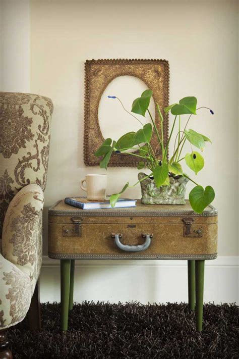 18 Ideas How To Reuse Old Suitcases In Home Decor