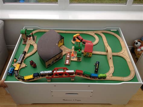 This starter pack comes with brightly colored train, a bridge, and tracks. Clickety clack the trains are on the track, and heading ...