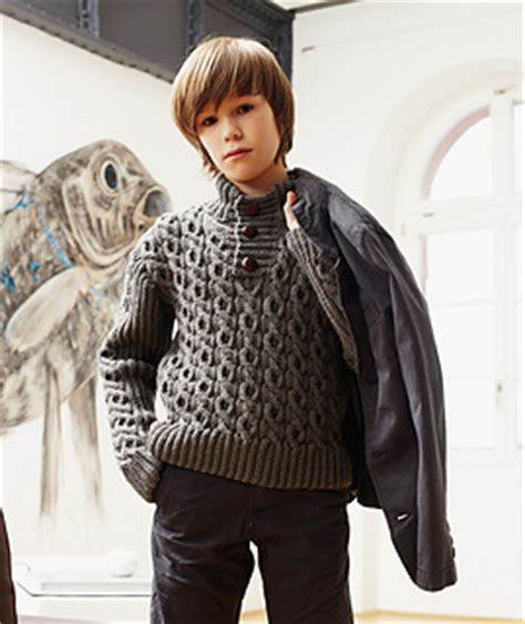 Free patterns and models knitting and crochet for women, men and children. Ravelry: Child's Cable Knit Sweater pattern by Schachenmayr