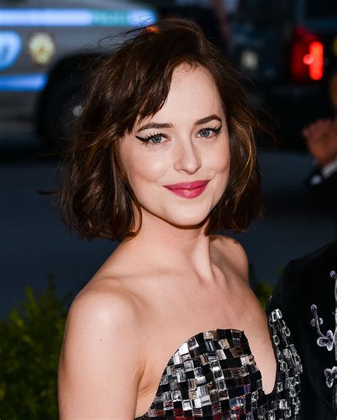 See more ideas about dakota johnson, dakota, johnson. DAKOTA JOHNSON at MET Gala 2015 in New York - HawtCelebs