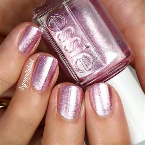 {s Il Vous Play} New From The Essie Summer Collection For 2017 An Eye Catching Metallic Purple