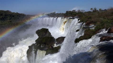 Iguazu Falls Named New Natural Wonder