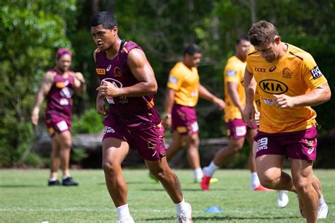 I feel there was some disconnection between players, coaching staff, the. NRL 2021: Anthony Milford broken hand, Brisbane Broncos ...