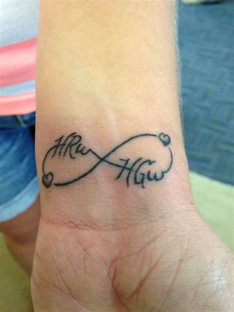 Infinity Tattoo With Names Shimanoexsenceinfinityuae