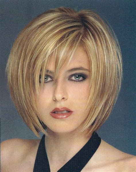 Medium bob haircut is among perfect look which many including celebrities, are trying out these days. Medium Length Layered Bob Hairstyles Medium Length Bob ...