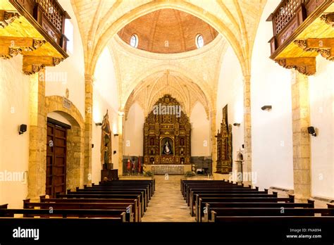 Iglesia Y Convento Regina Angelorum El Interior De La Iglesia La