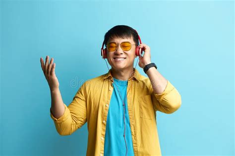 Asian Man Listening Music Positive Man Listening Song Wearing