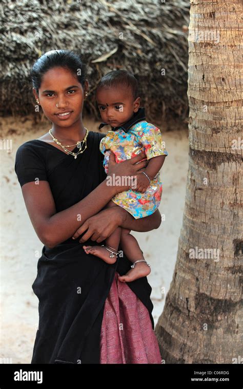 mother with child Andhra Pradesh South India Stock Photo - Alamy