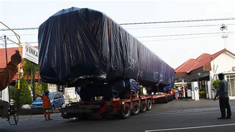 Haiiii jadi video kali ini, aku jelasin ke kalian pramugari tuh selain terbang, ngapain aja. Kontrak Kerja Pramugari Kereta Api - Jembatan - Info ...