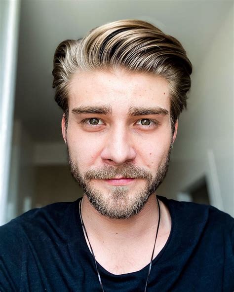 Marek lambora (25 let) herec. GALERIE: Marek Lambora: Nečekané vyjádření bere dech ...