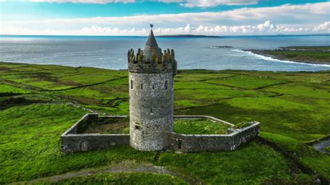 Ireland for seniors - travel advice from Odyssey Travellers