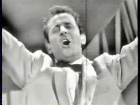 Modugno is located in bari city, italy at the 41.0945, 16.7959 coordinates. Eurovision 1958 Italy: Domenico Modugno - "Nel Blu Dipinto Di Blu"