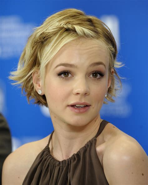 Detailed cutting is my favorite type of cutting! 2011 Hairstyles Pictures: Carey Mulligan Hairstyle ...